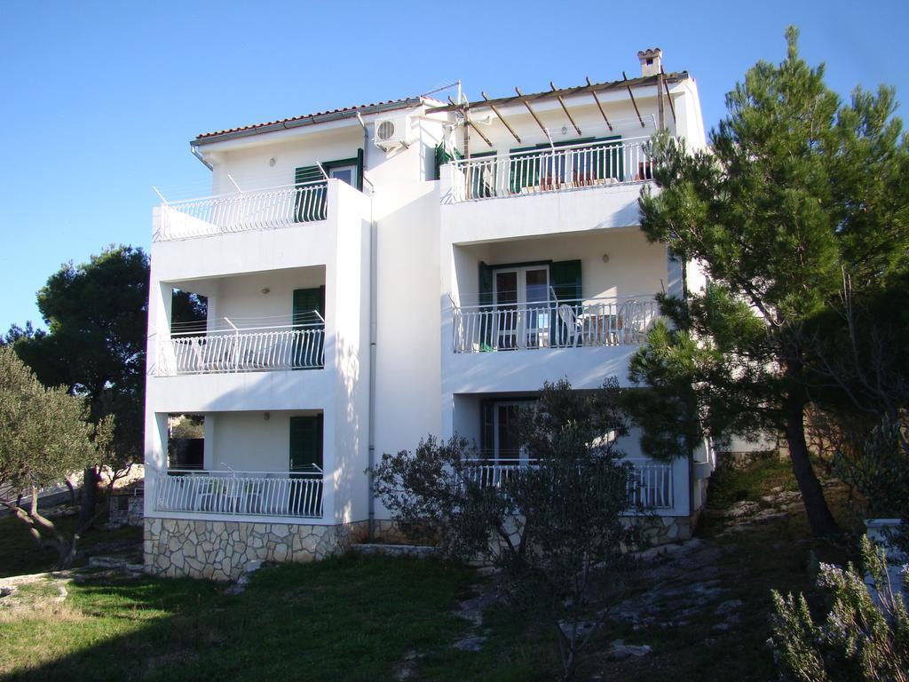 Apartments Sanda 穆泰尔岛 外观 照片