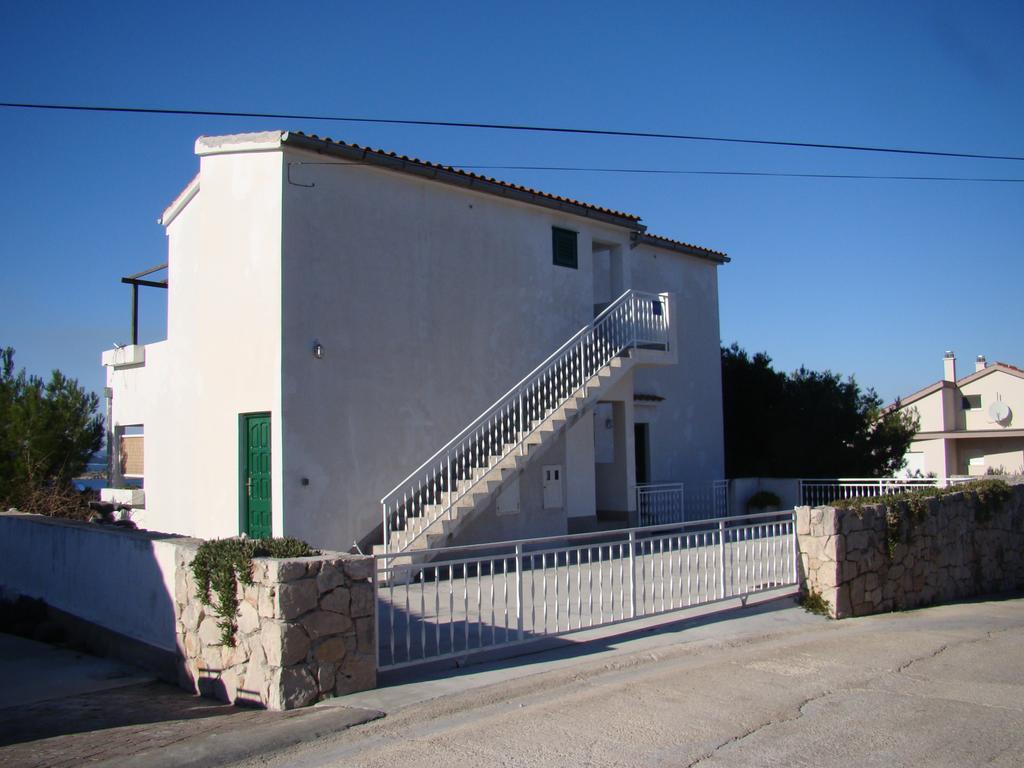 Apartments Sanda 穆泰尔岛 外观 照片